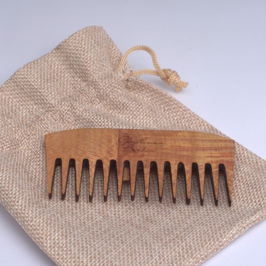 Peigne à Barbe 9 cm - Corne naturelle des Pyrénées - Structurer et coiffer  la barbe